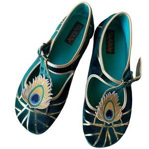 HOT CHOCOLATE DESIGN Chocolaticas Peacock 2 Women's Mary Jane Flat Sz 8 /38